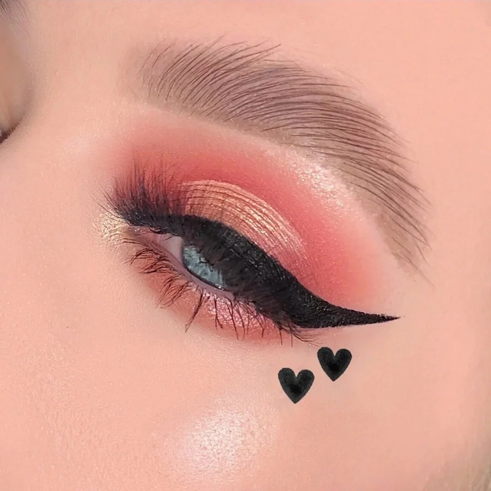 Lottie‎ London Stamp Liner Liquid Eyeliner - Love Edition Heart